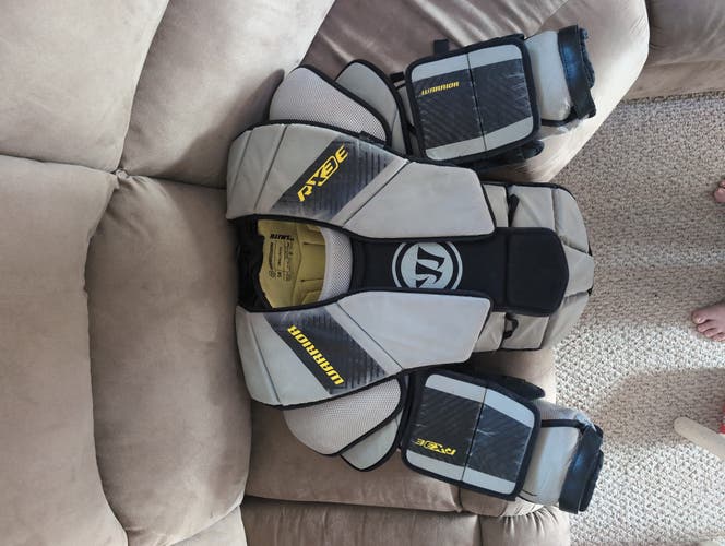 Small Warrior Ritual X3E Goalie Chest Protector (Used)