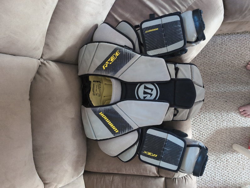 Small Warrior Ritual X3E Goalie Chest Protector (Used)