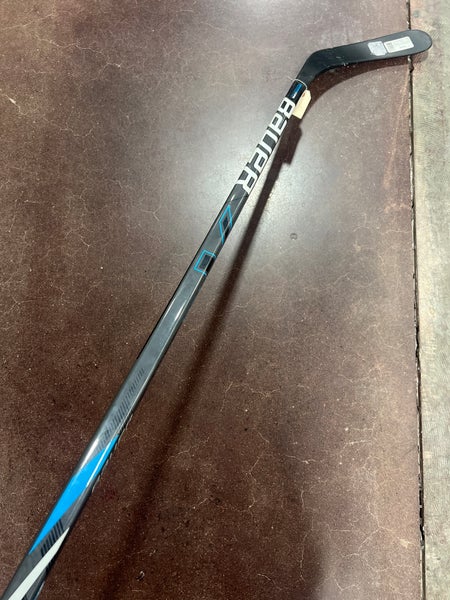 Junior Bauer Volt Hockey Stick Right Handed P92 40 Flex (Used)