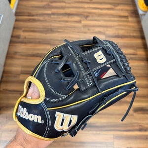 Wilson A2000 RH Infield Softball Glove 11.75" H75 (New)