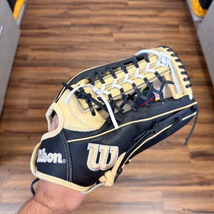 Wilson A2000 RH Outfield Softball Glove 12.5" T125 (New)