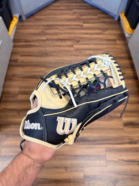 Wilson A2000 RH Outfield Softball Glove 12.5" T125 (New)