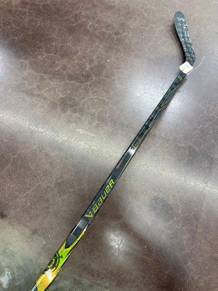 Junior Bauer Proto-R Hockey Stick Left Hand P28 40 Flex (Used)