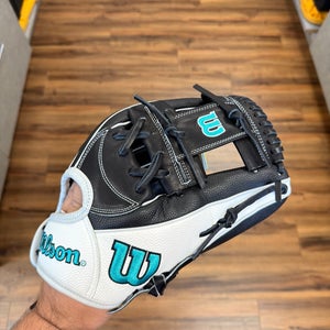 Wilson A2000 RH Infield Softball Glove 12" Super Skin (New)
