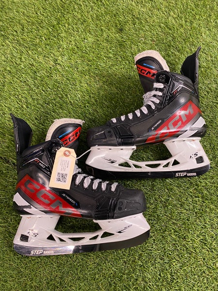 Senior CCM Jetspeed FT680 Hockey Skates Regular Width 8.5 (Used)