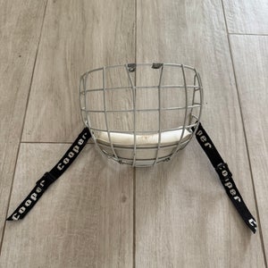 Hockey Player Cage - COOPER
