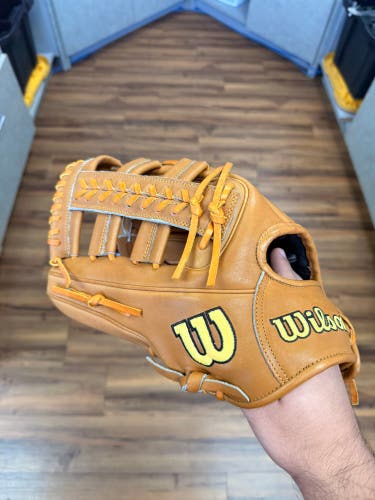 Wilson A2000 LH Outfield Baseball Glove 12.75" 1810 (New)