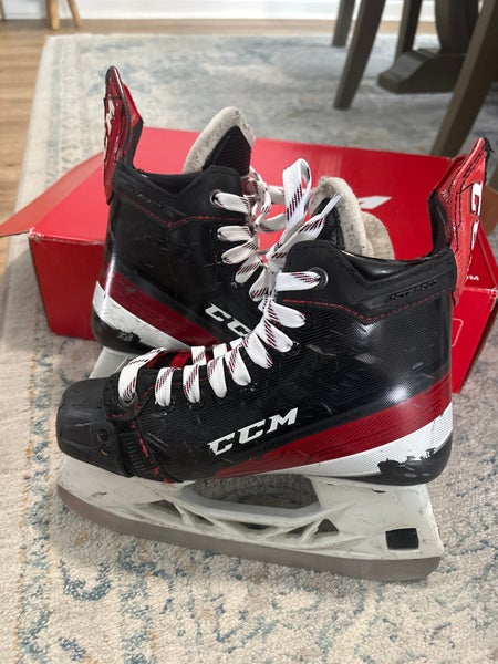 CCM JetSpeed FT4 Hockey Skates Regular Width Size 3.5 (Used)