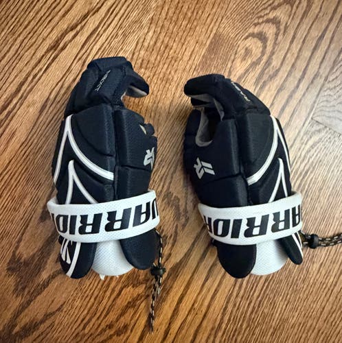 Warrior Youth Medium Lacrosse Gloves (Used)