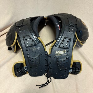 Medium Adult Schutt Mid Flex 4.2 Shoulder Pads (Used)