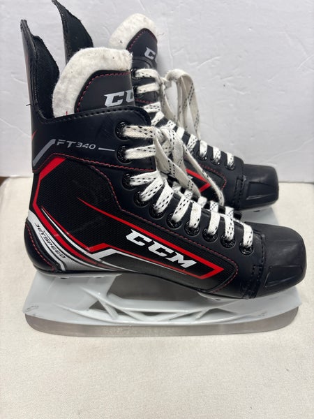 CCM JetSpeed FT340 Hockey Skates Regular Width Size 4 (Used)
