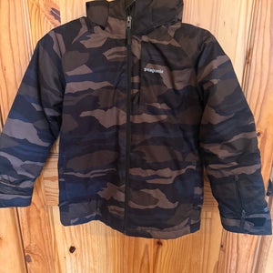 Green Boys Medium Patagonia Jacket (Used)