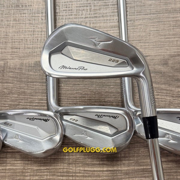 Mizuno Pro 223 Iron Set 4-PW / Dynamic Gold Steel, Regular (91)