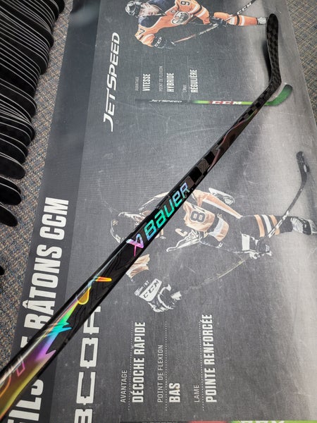 Repaired | P28 | 77 Flex Senior Bauer Vapor FlyLite Left Hand Hockey Stick Pro Stock #1