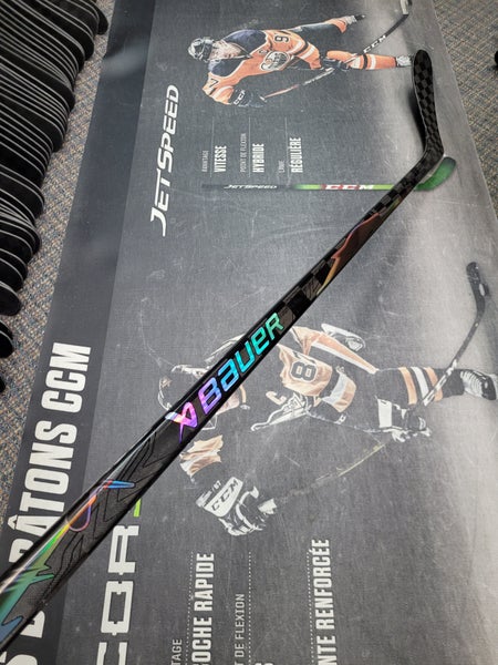 Repaired | P28 | 77 Flex Senior Bauer Vapor FlyLite Left Hand Hockey Stick Pro Stock #2
