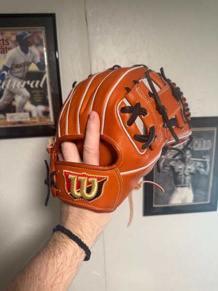 Wilson Staff RH Infield Baseball Glove 11.5"