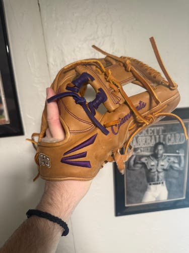 College issued horween Easton Small batch RH Infield Baseball Glove 11.5 WCU