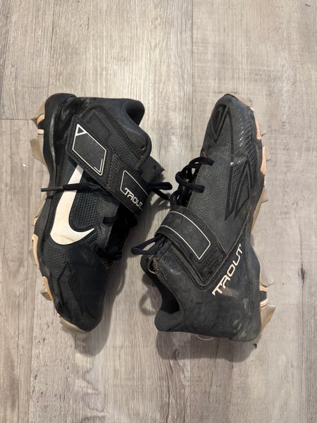 Black Kid's 5Y (Big Kids / Youth) Youth Nike Trout High Top (Used)