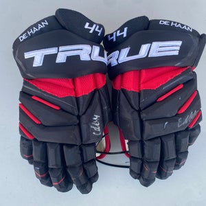 TRUE Pro Stock Catalyst 9X PRO Hockey Gloves 15" Blackhawks 8695