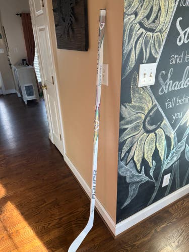 Senior Bauer Proto2 Right Handed Hockey Stick P28 70 Flex (Used)