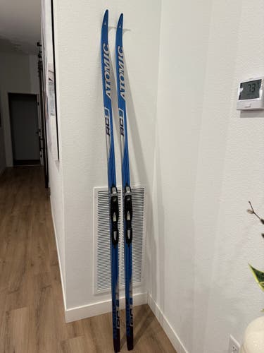 Atomic RC 9 classic Cross country ski W/Fischer binding - waxable - 206cm