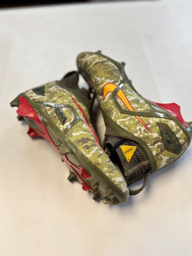 Nike Alpha Menace Elite 3