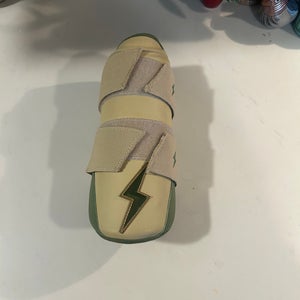 Bruce Bolt Military Green Adult Small Elbow Guard (New)