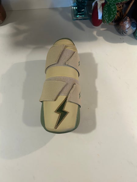 Bruce Bolt Military Green Adult Small Elbow Guard (New)