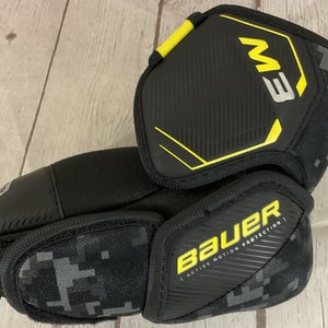 Bauer S23 Supreme Junior Medium Baseball M3 Left Elbow Pad Hook And Loop Black