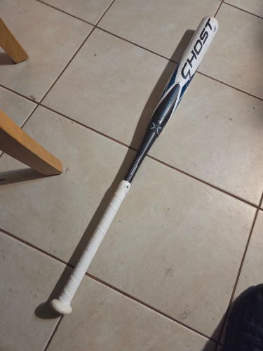 Easton Ghost Composite Bat (-11) 22 oz 33" (Used)