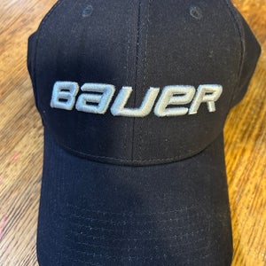 Black Adult Unisex Medium/Large Bauer Hat (New)