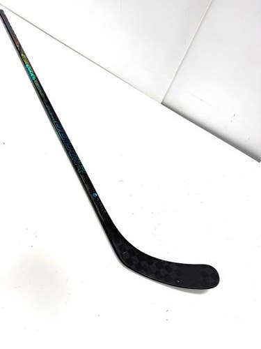 Used Bauer TWITCH Inter One Piece Left 70 Flex 11860-S000301034