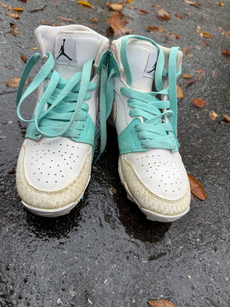 White Kid's 4Y (Big Kids / Youth) Youth Air Jordan High Top Molded Cleats (Used)