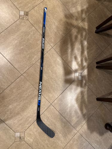Intermediate Bauer Nexus 6000 Left Hand Hockey Stick P88 60 Flex (New)