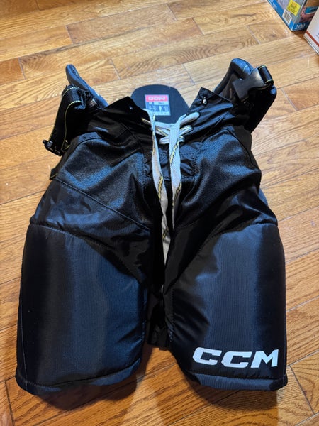 Senior Small CCM Vector Plus Hockey Pants (Used)