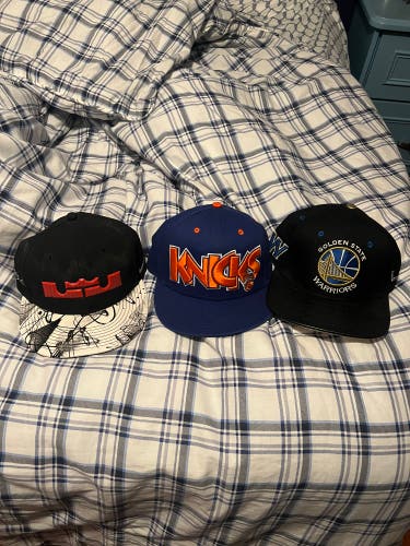 Boys Small / Medium Hat (Used)
