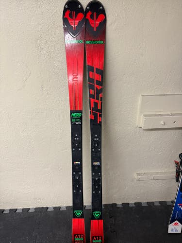 157 Women’s Rossignol DT Slalom Skis