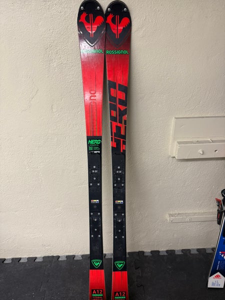 157 Women’s Rossignol DT Slalom Skis