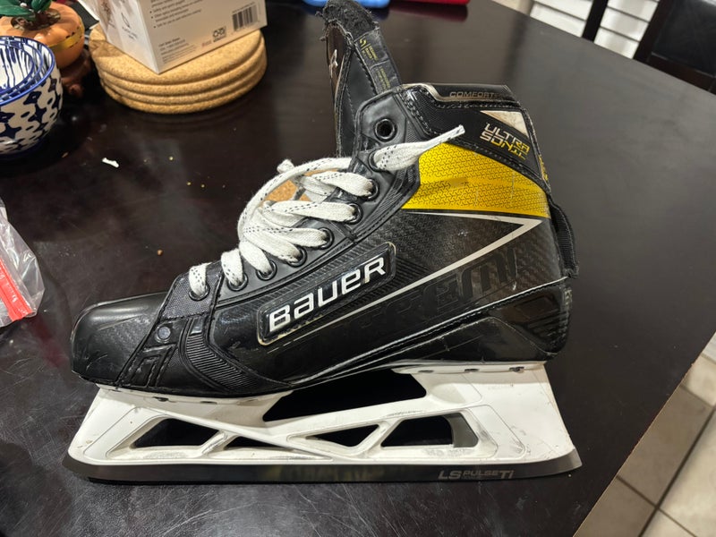 Bauer Supreme UltraSonic Hockey Goalie Skates Extra Wide Width 9 (Used)