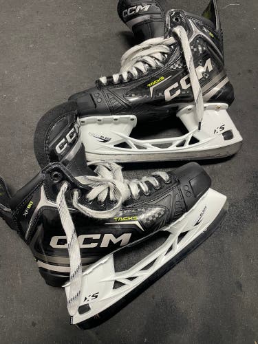 2024 CCM Tacks XF 80 Hockey Skates 9 (Used)