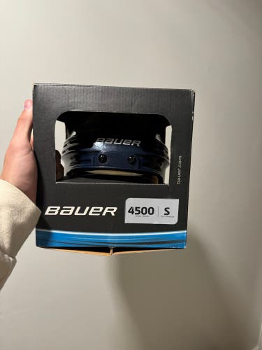 Small Bauer 4500 Helmet (New)