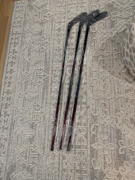 Senior Bauer Nexus Tracer Right Handed Hockey Stick P28 77 Flex Pro Stock (New)