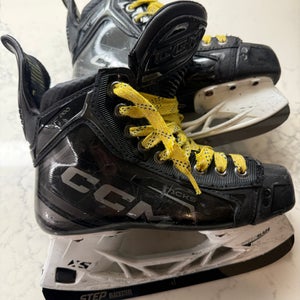 2024 CCM Tacks XF Pro Hockey Skates Regular Width Size 3.5 (Used)