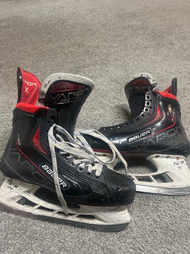 2021 Bauer Vapor 3X Pro Hockey Skates 8.5 (Used)