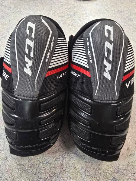 Senior Small CCM JetSpeed Control Elbow Pads (Used)