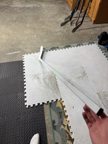 LIMITED UNRELEASED CCM XF Ghost Right Handed Hockey Stick P28M 65 Flex (Used) WHITE