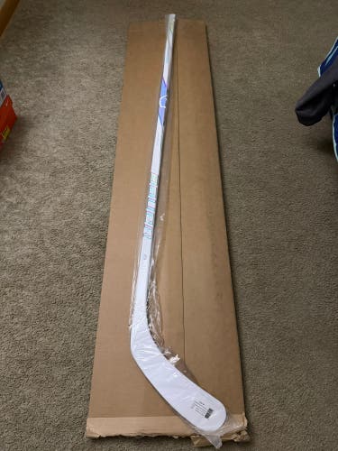 Senior Bauer Proto2 Right Handed Hockey Stick P92 77 Flex (New)