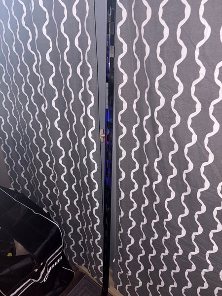 Senior CCM Ribcor Trigger 10 Pro Right Handed Hockey Stick P28 70 Flex (New)