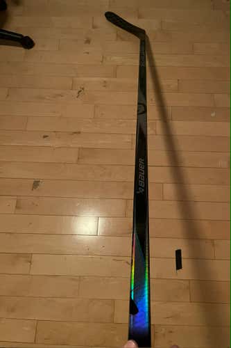 (NEW) Intermediate Bauer Proto2 Left Hand Hockey Stick P92 55 Flex (New)