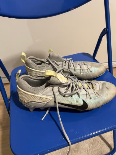 Men's Size M 11.0 (W 12.0) Adult Nike Huarache 9 Elite Low Low Top (Used)